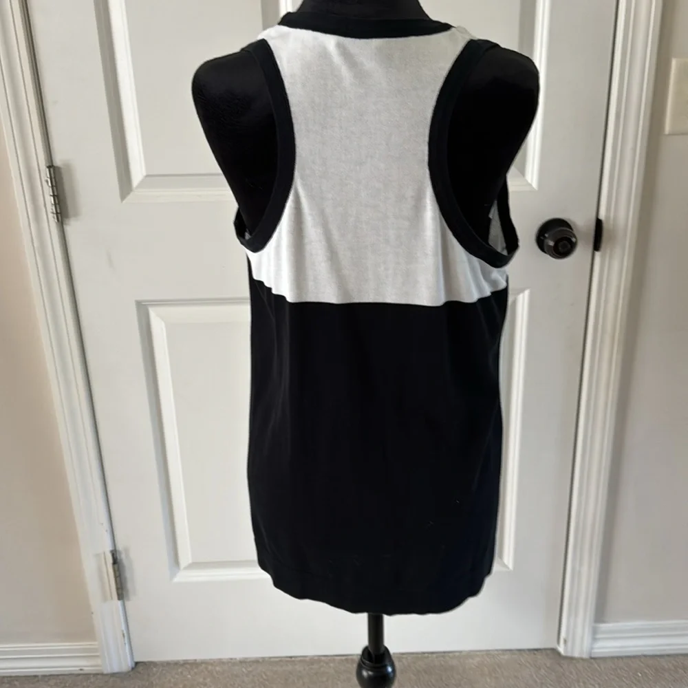 Authentic Fendi tank top size medium size 46 - Picture 4 of 8